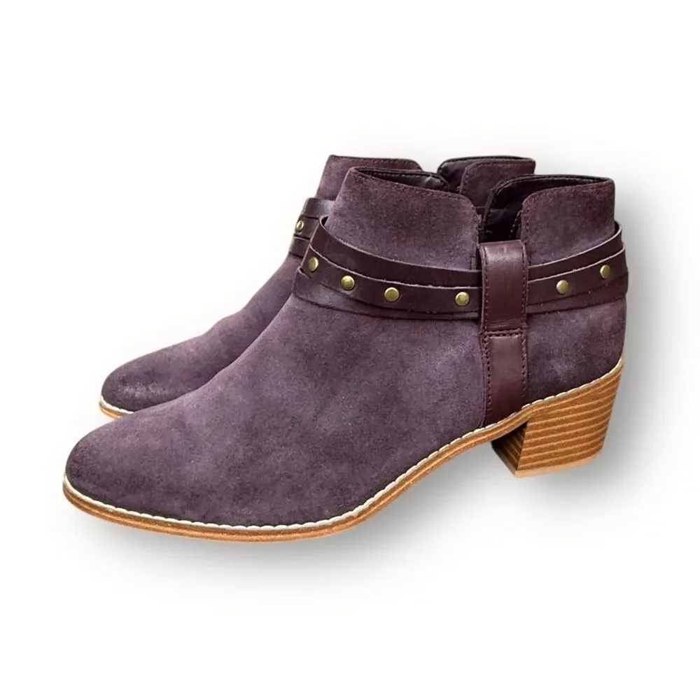 Clarks Women's Burgundy Western Harness Suede Ankle Boots Size 7.5 Studded Strap